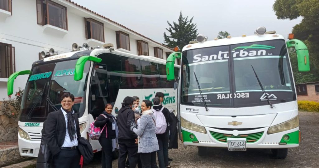 Transporte de turismo Santurbán