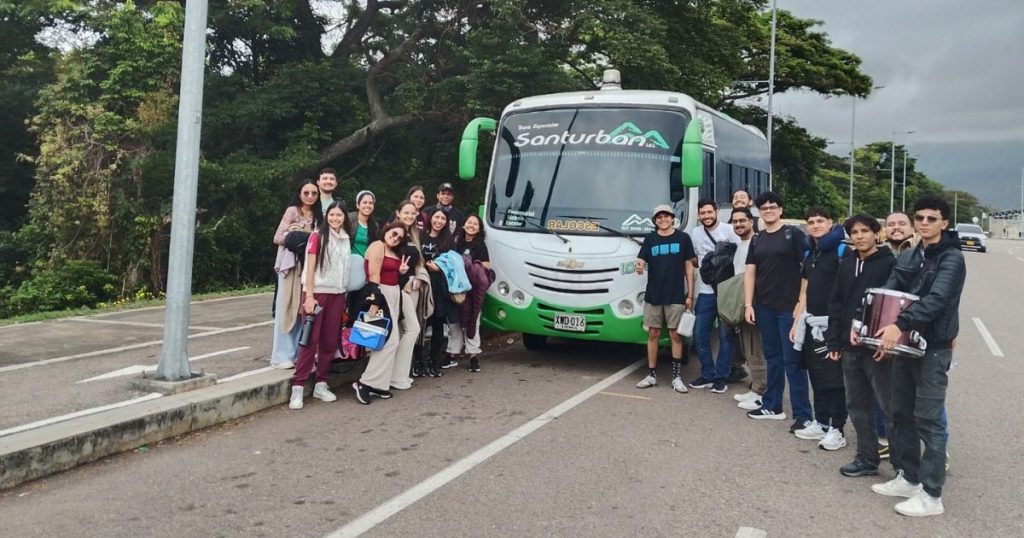Transporte de turismo Santurbán
